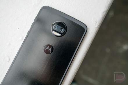 Motorola Says Moto Z2 Force is Really Ready for 5G Moto Mod Support This Week