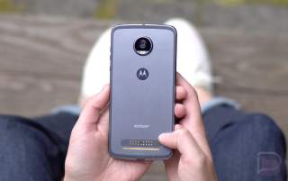 Verizon Galaxy S9, S9+, and Moto Z2 Play Updated With February Security Patch