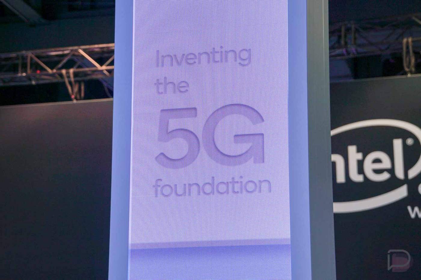 Verizon Completes 5G Video Call on a Samsung Tablet During Super Bowl