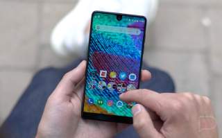 Latest Essential AMA: Android Q Support, Camera Features Roadmap, and More