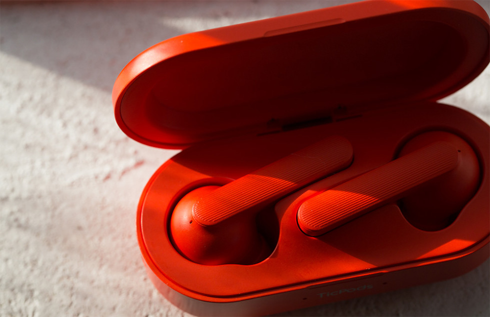 ticpods air red