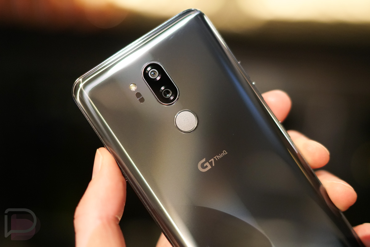 Б/У и уценка Смартфон LG G7 ThinQ 4/64 ГБ, Dual nano SIM, угольно-черный - купит