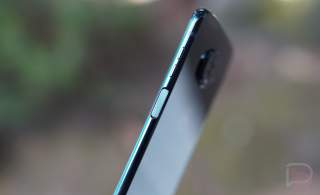 More Phones Need the Moto Z3 Play’s Side Fingerprint Reader