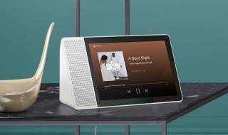 First of the Google Assistant-Powered Smart Displays Arrives This Week From Lenovo