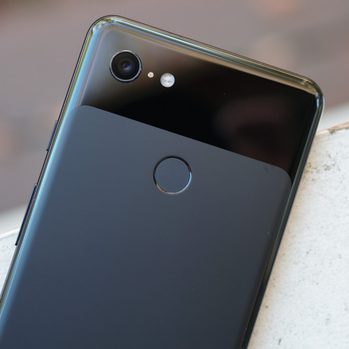 Google Is Sending Pixel 3 And 3 Xl Units To People That Can T Be Bootloader Unlocked