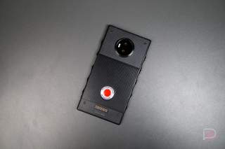 RED’s Hydrogen One Phone Now Available for Purchase at Verizon and AT&T