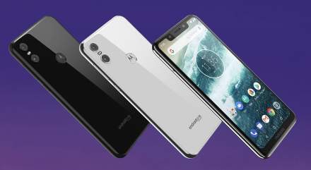 Motorola One Comes to the US With a Clean Android One Experience for $399