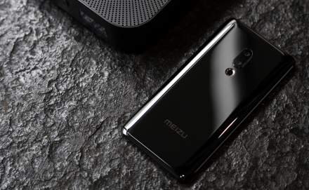 Are You Ready for Phones With No Buttons, Ports, or Holes?