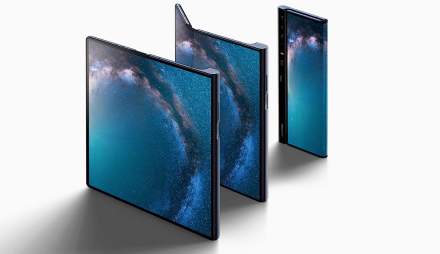 Huawei’s Mate X Does Indeed Fold, is Kinda Cool Too