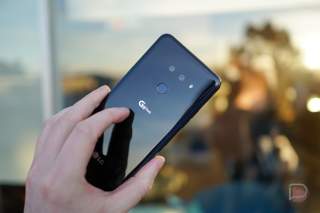 There Might be 100 Million Phones Launched With Google Assistant Buttons This Year