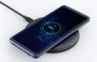 Anker’s 10W Fast Wireless Charger at $12.99 is Here for Your New Galaxy S10