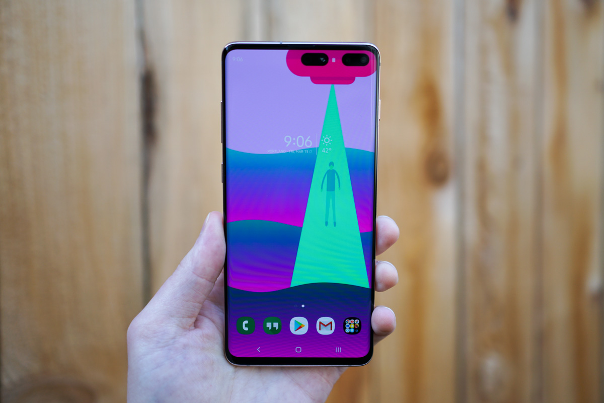 You Need These Wallpapers That Embrace Your Galaxy S10 You Need These Wallpapers That Embrace Your Galaxy S10