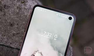 Samsung’s $550 Off Trade-In Galaxy S10 Deal is Still Live, Plus BOGO AT&T and Verizon