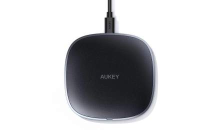 DEAL: This Aukey 10W Fast Wireless Charger is $10 With Code