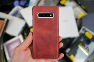 Tuesday Poll: Do You Rock a Case on Your Phone or No?