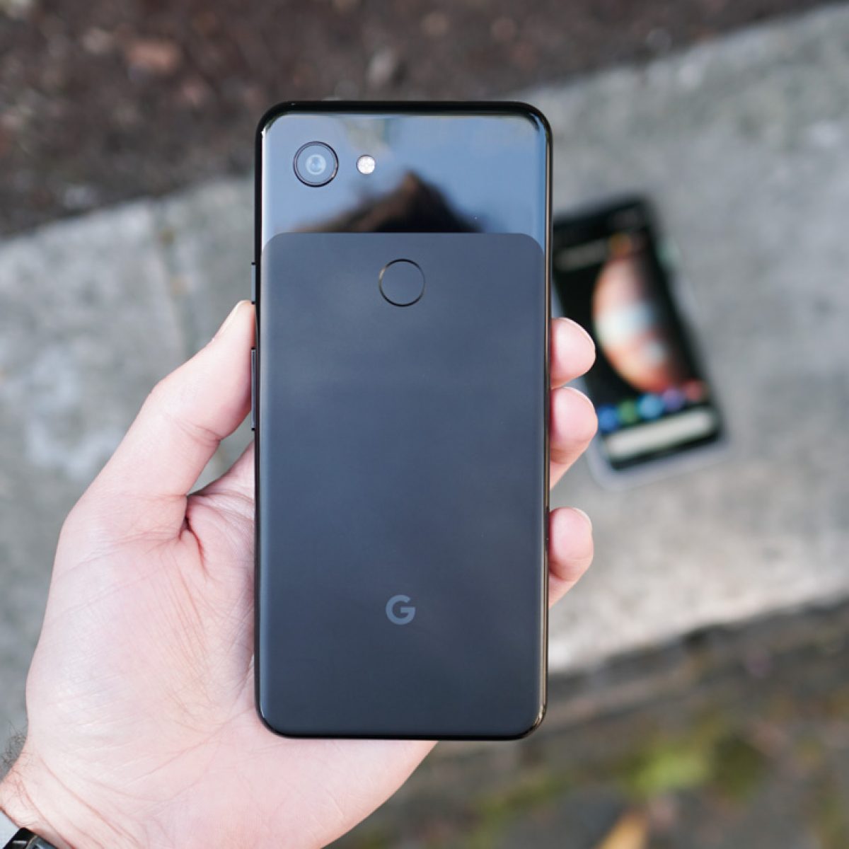 【美品】Google Pixel 3a（ケース・フィルム付き）スマートフォン/携帯電話