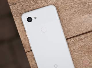 Hey Google, Maybe Stick to Just Mid-Range Phones?