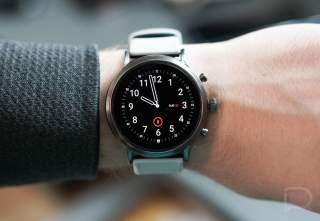 Apparent Fossil Gen 5 With LTE Stops by FCC