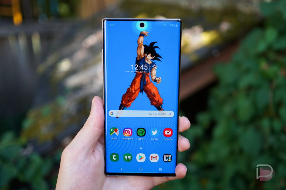 Cool Wallpapers To Go With Your Galaxy Note 10 S Camera Cutout Cool Wallpapers To Go With Your Galaxy Note 10 S Camera Cutout