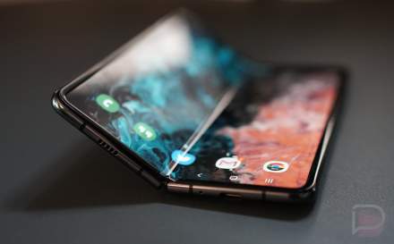 My Galaxy Fold Display is Not Damaged After a Day