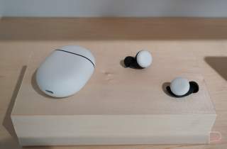 New Google Pixel Buds Take a Step Closer to Launch