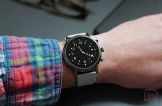 The Two Watch Faces I Install on Every Wear OS Watch