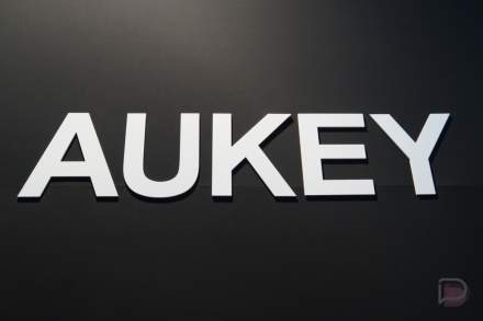 DEAL: AUKEY Wireless Bank and Charging Pad for $105 (30% Off), Graphite Charger for $13