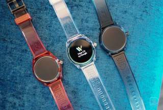 Diesel’s New Fadelite Wear OS Watch Reminds Me of Those Awesome Jelly Shoes (Updated)