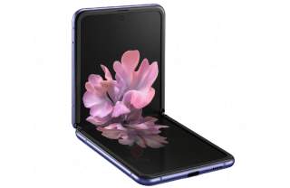 This is Samsung’s Foldable Flip Phone