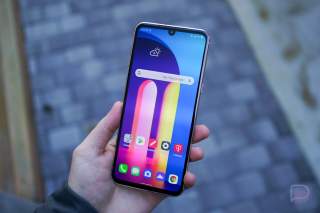 VIDEO: LG V60 First Look!