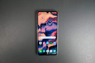 LG V60 Quick Review: Uninspiring 5G Smartphone for the Niche Crowd