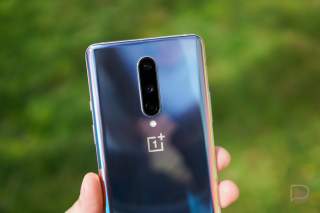 Verizon OnePlus 8 5G UW Gets October Security Patch