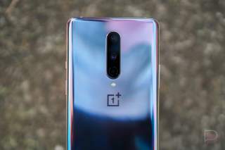 Verizon OnePlus 8 5G UW Gets October Security Patch, Gorgeous 5G Icon