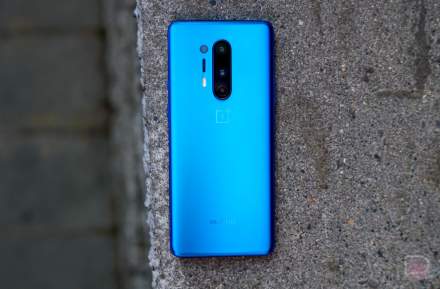 OnePlus 8 Pro and OnePlus 8 Android 11 Updates Rolling Out Now!