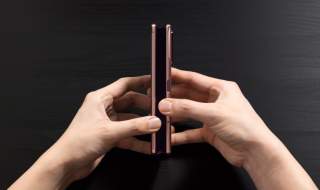 Samsung Reveals Galaxy Z Fold 2 Pricing for UK, Doesn’t Surprise Anyone