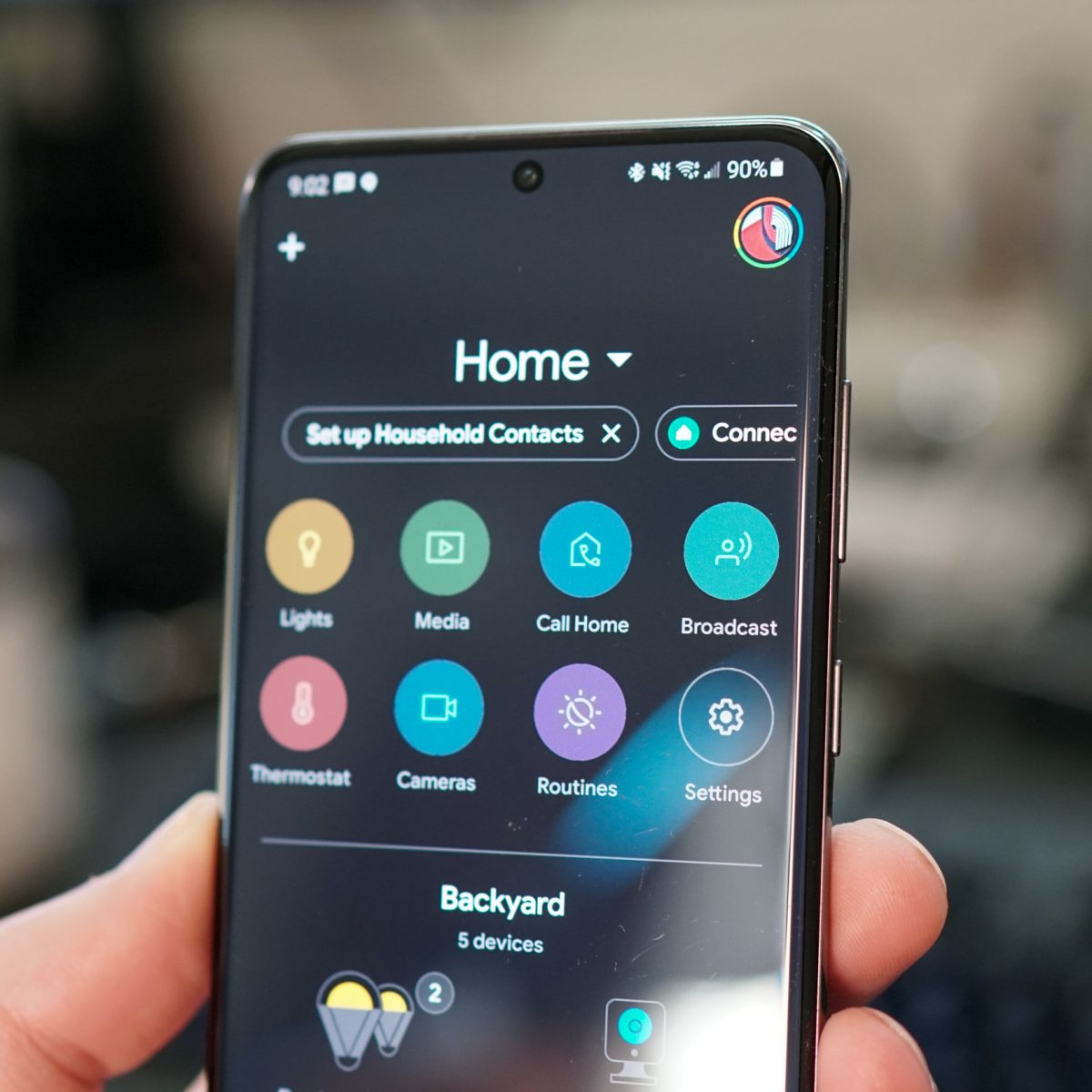 Some Android 10 phones are getting Dark mode for the Google Play