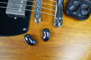 Deal: Get a Pair of Refurbished Galaxy Beans (Buds Live) for $60