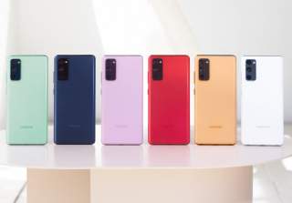 Hell Yeah, Samsung’s Galaxy S20 FE is $599 Again ($100 Off)