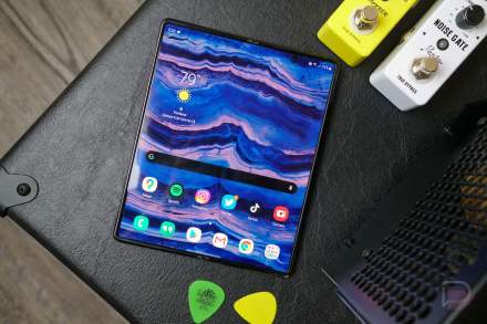 Report: Galaxy Z Fold 3 and Galaxy Z Flip 2 Will Have IP Ratings