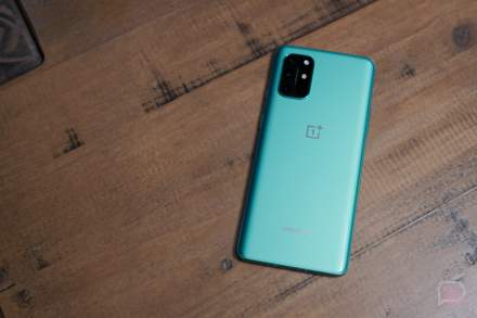 OnePlus 8T Gets a Fresh Update That Improves a Ton of Stuff