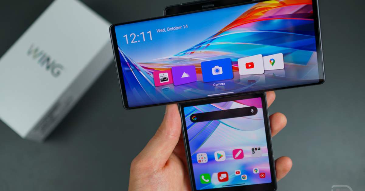 Video: LG Wing Flies Out of a Box