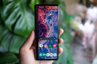 Verizon Galaxy Z Fold 2 Gets April Security Patch, Camera Features Update