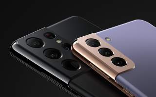 Getting a Galaxy S21 at $700 Off From Samsung is Probably the Best Deal