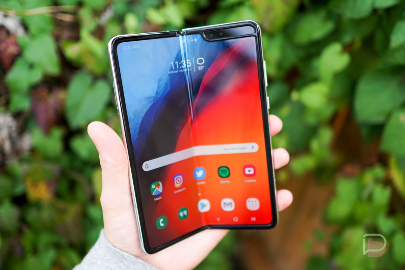 Original Galaxy Fold Gets Major Android 11 Update