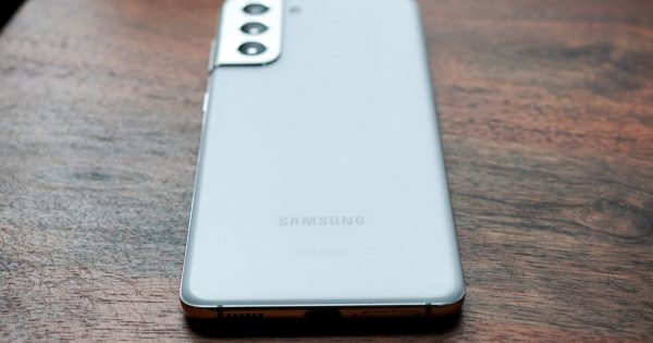 Samsung's December Update Arrives on All the Galaxy Devices - Vimarsana News
