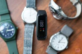 I Ditched Smartwatches for a Simpler Fitness Band