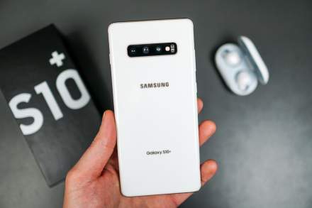 T-Mobile Galaxy S10 Family Gets One UI 3.1, March Security Update