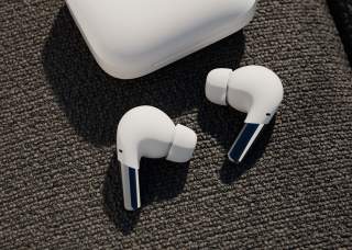 OnePlus Buds Pro are Here and They are Hot