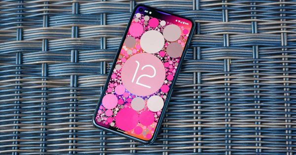 Android 12 Goes Live Just Not on Pixel Phones Yet - Vimarsana News