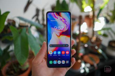 DEAL: Galaxy Z Flip 3 for $799, Z Fold 3 for $1499 if You Activate Today